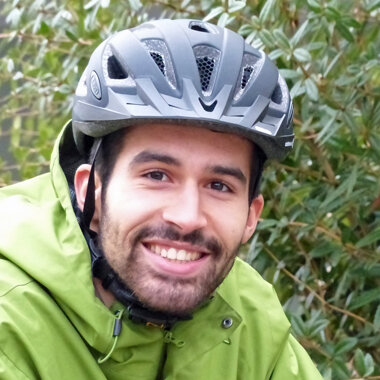 Casque avec le logo de FRAGILE Suisse