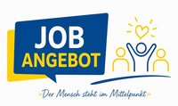 Grafik mit der Aufschrift „JOB ANGEBOT“ in einem blauen Sprechblasen-Element. Rechts daneben stilisierte Personen unter einem Herz. Darunter der Slogan: „Der Mensch steht im Mittelpunkt“.